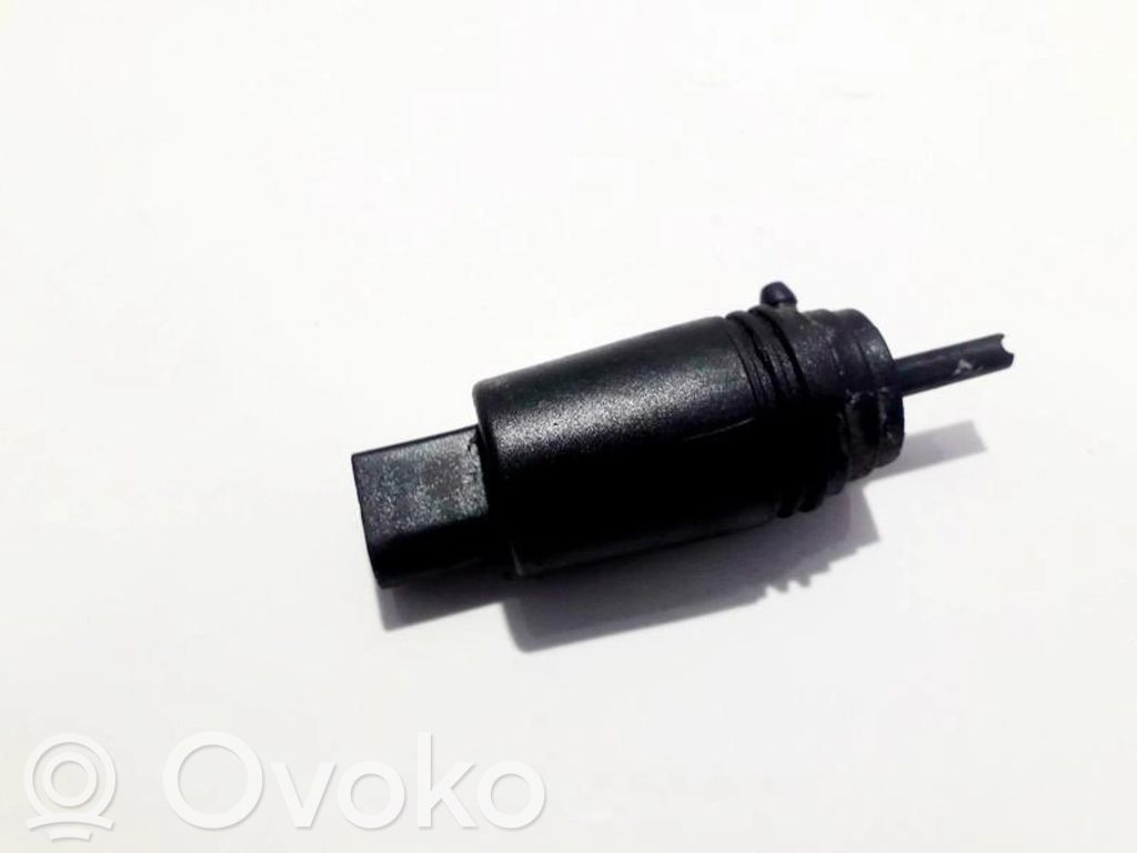 BMW 5 E39 Pompa lavavetri parabrezza/vetro frontale