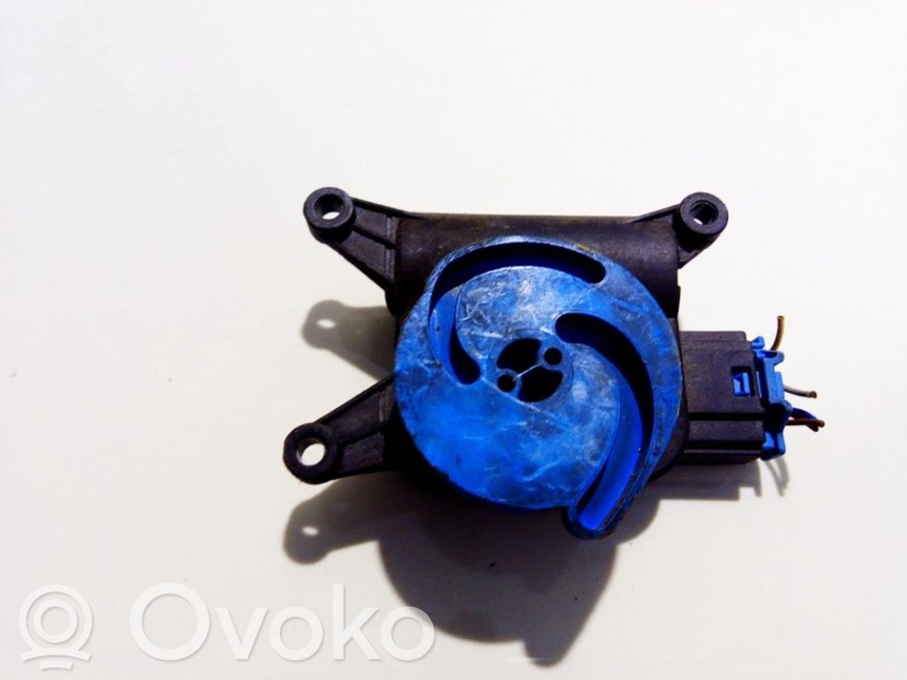 Audi A4 S4 B6 8E 8H Motorino attuatore aria