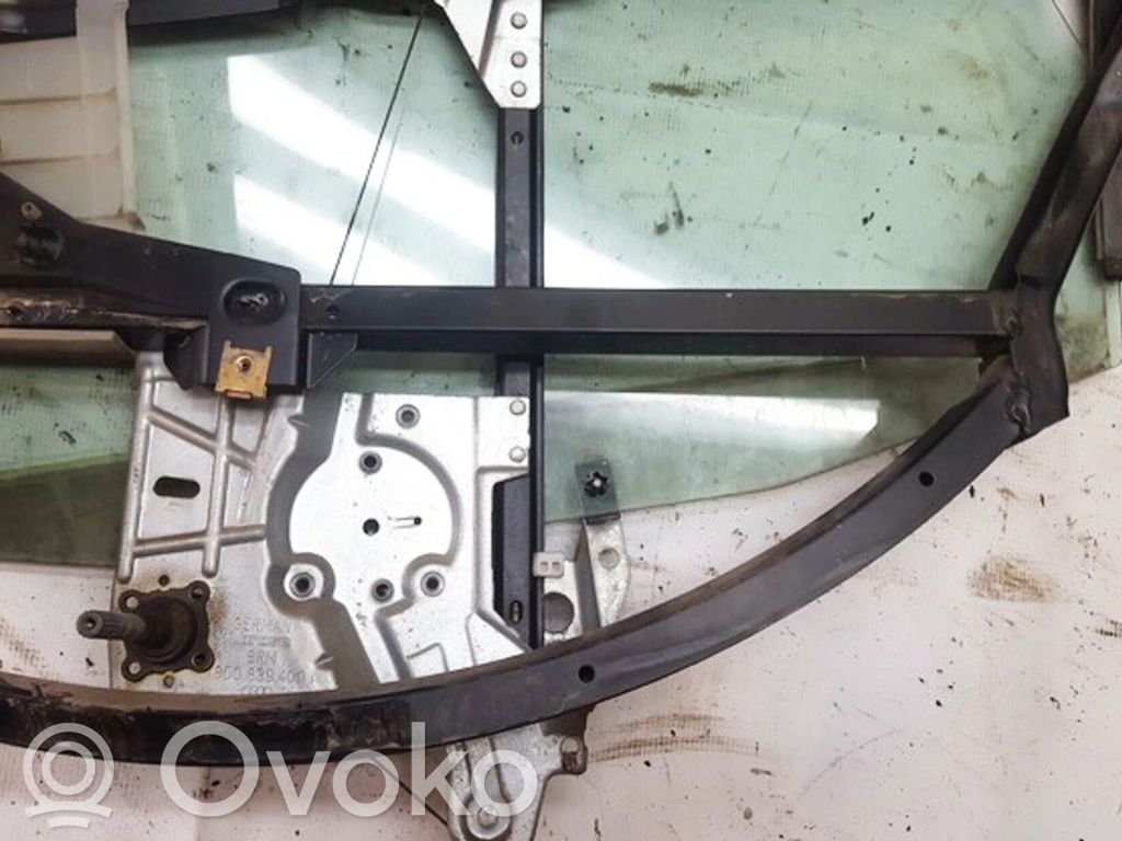 Audi A4 S4 B5 8D Regulador con motor de la ventanilla de la puerta corredera