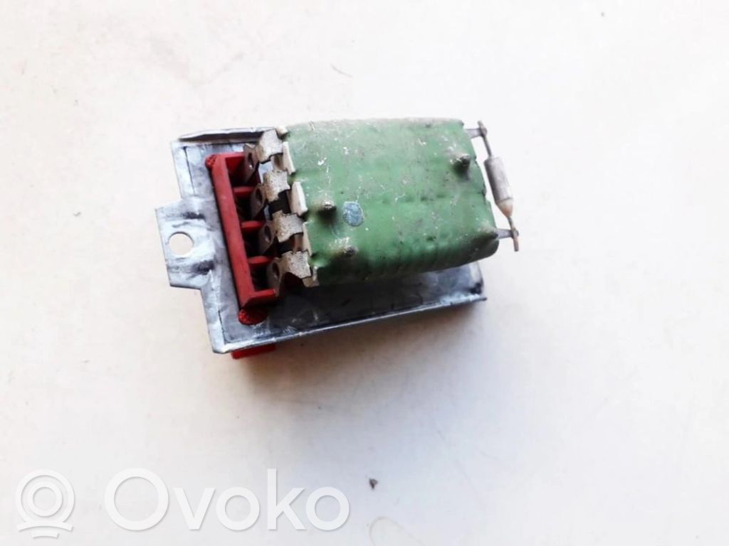 Volkswagen PASSAT B5 Motor aerotermă/rezistor ventilator 