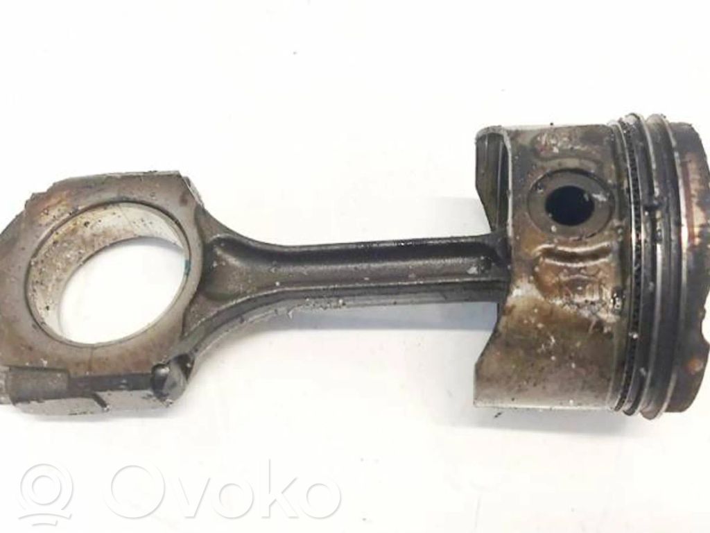 Pistón con biela