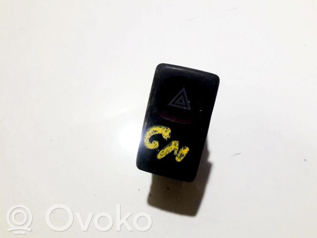 Botón interruptor de luz de peligro   MR83DOT,SAEQC82,MR83DOT,SAEQC