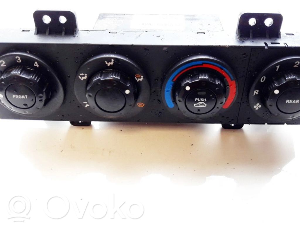KIA Carnival Panel klimatyzacji 