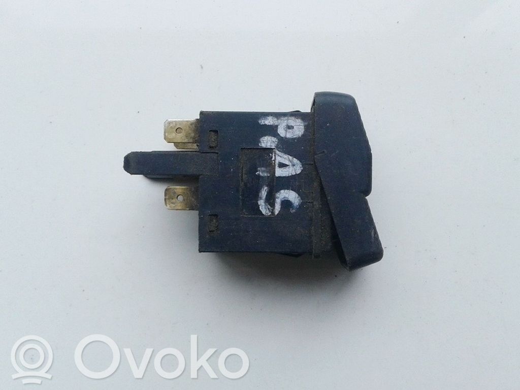 Volkswagen PASSAT B3 Interruttore fendinebbia