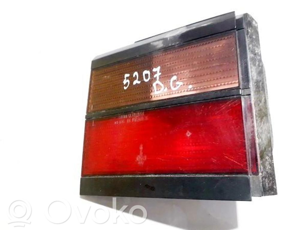 Volkswagen PASSAT B3 Luci posteriori del portellone del bagagliaio