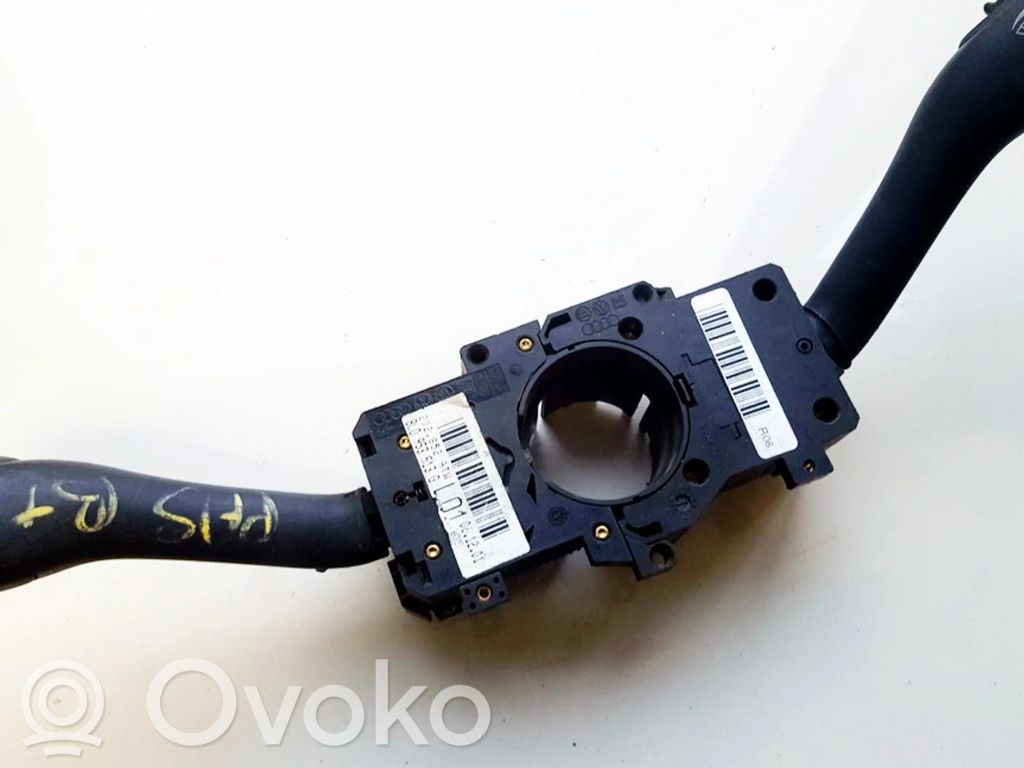 Volkswagen PASSAT B5 Leva/interruttore dell’indicatore di direzione e tergicristallo