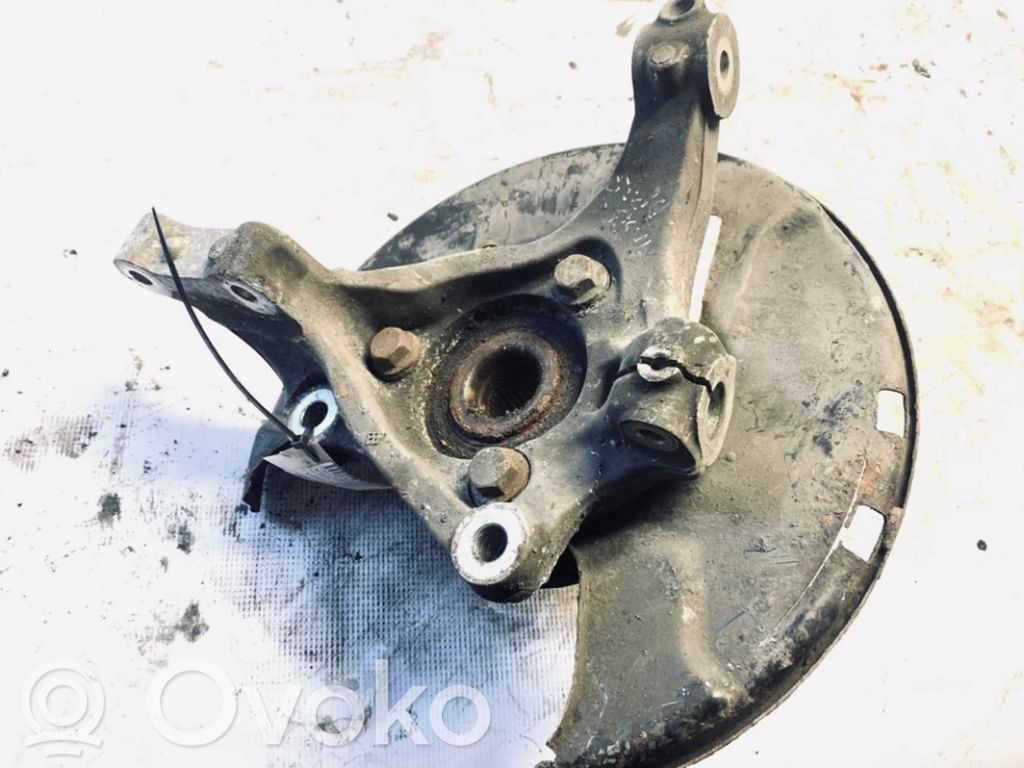Cubo de rueda delantera