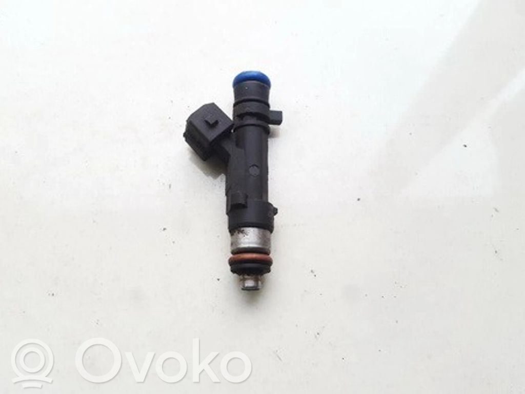 Dacia Logan I Injector combustibil 