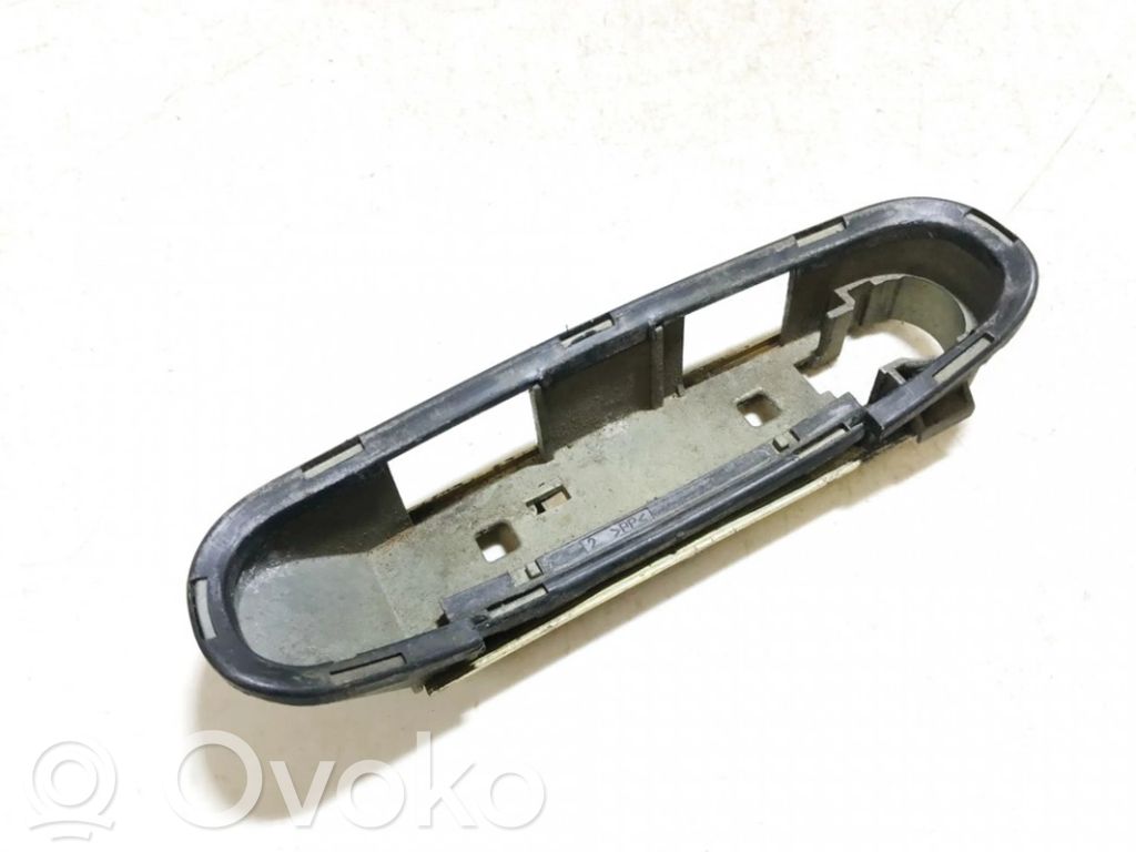Manecilla externa puerta delantera   4B1837885,4B1837885