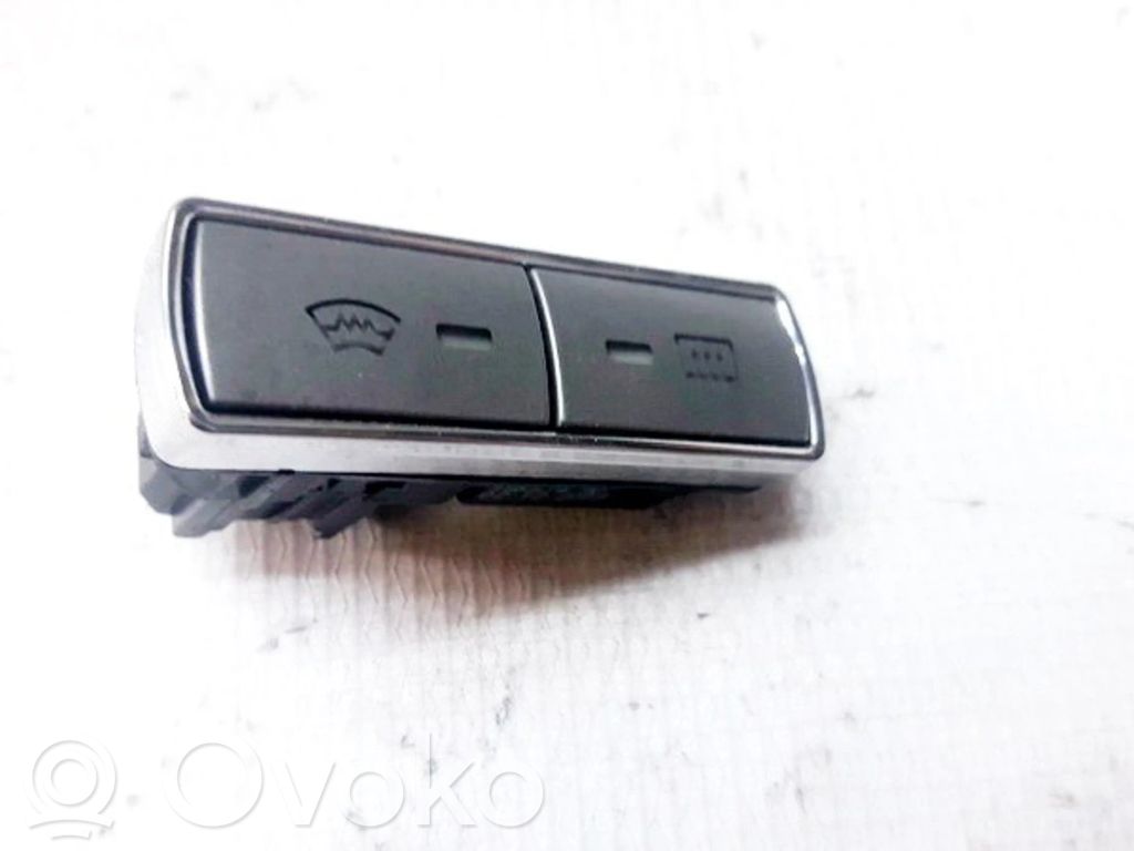 Ford Mondeo MK IV Windscreen/window heater switch 