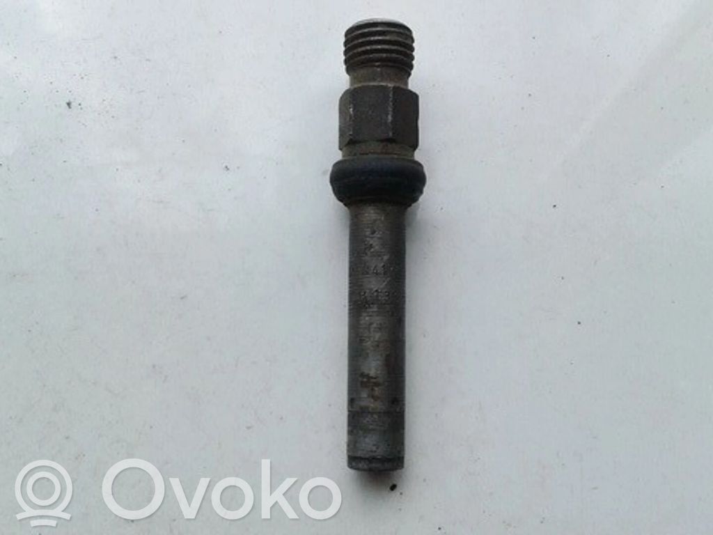 Audi 80 90 B3 Polttoainesuutin 