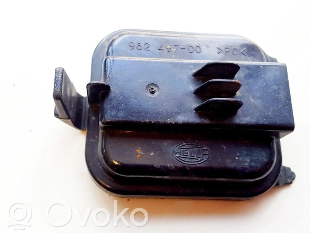 Volkswagen Polo III 6N 6N2 6NF Capac bec far