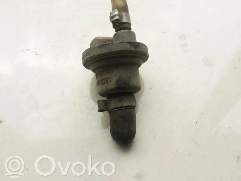 Volkswagen Golf II Supapă vacuum