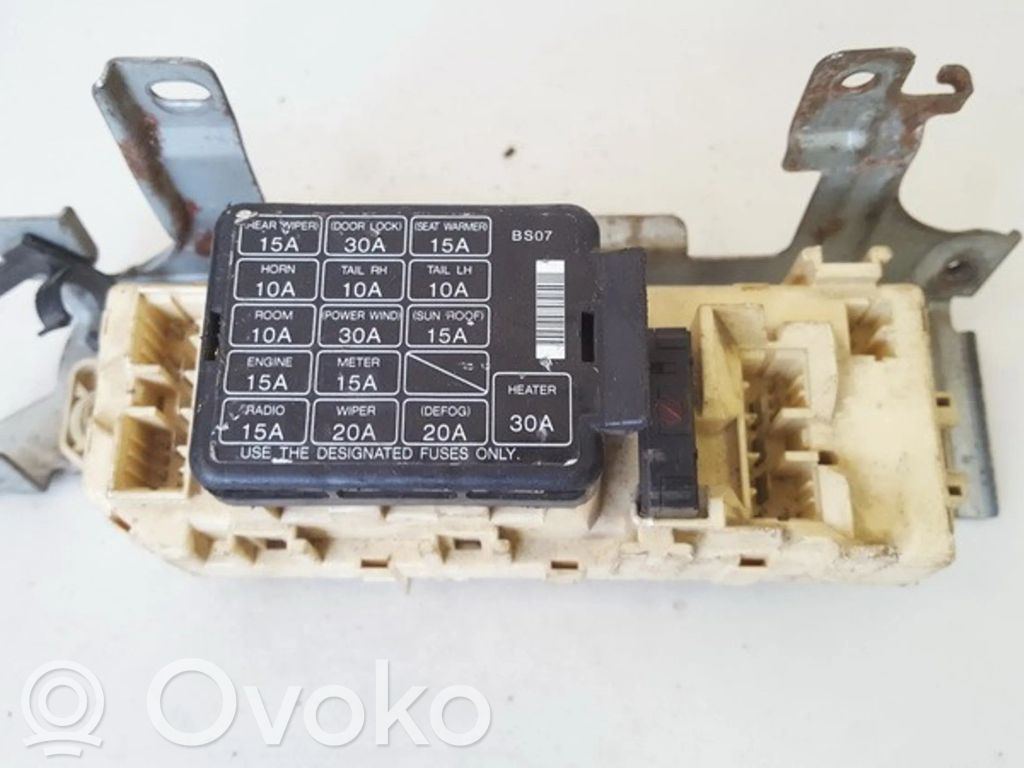 Skrzynka bezpieczników / Komplet   OE23,BS07,BS07,OE23