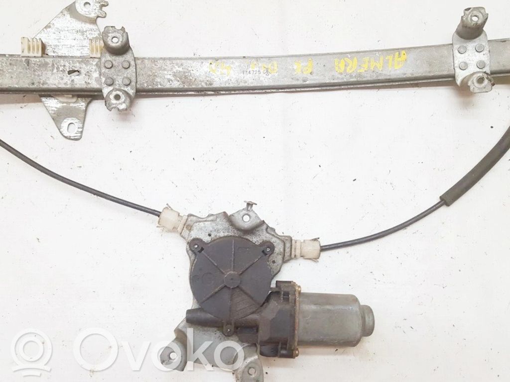 Nissan Almera N16 Alzacristalli del portellone scorrevole con motorino 