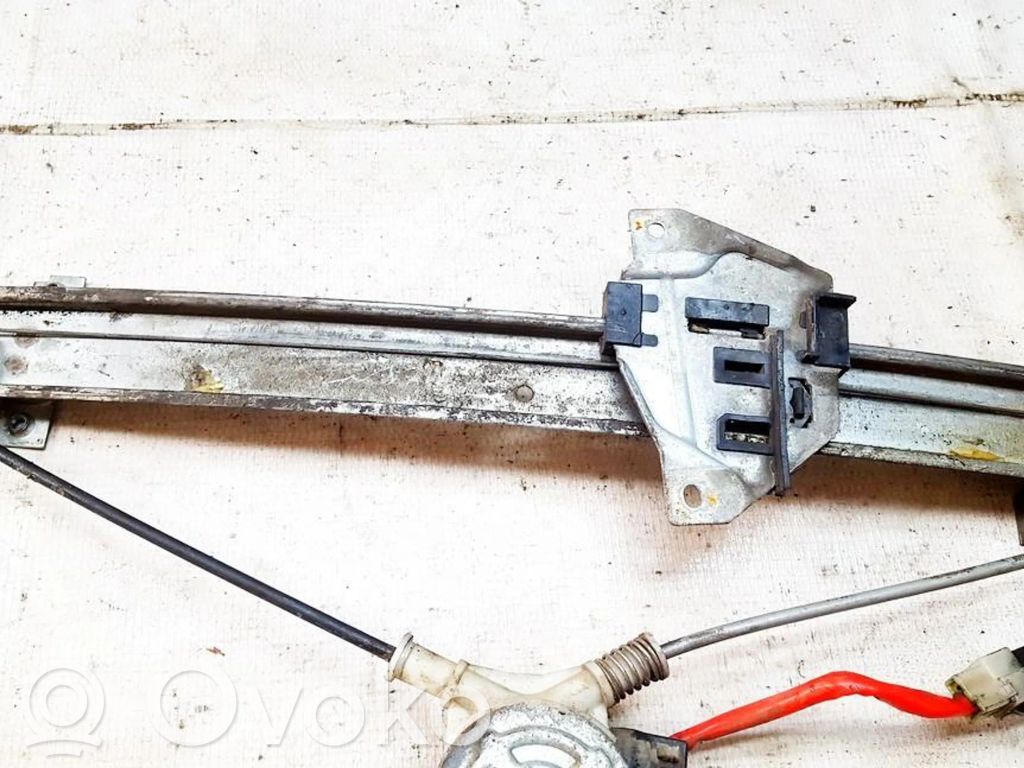 Regulador con motor de la ventanilla de la puerta corredera   MB926818,0621005581,0621005581,MB926818