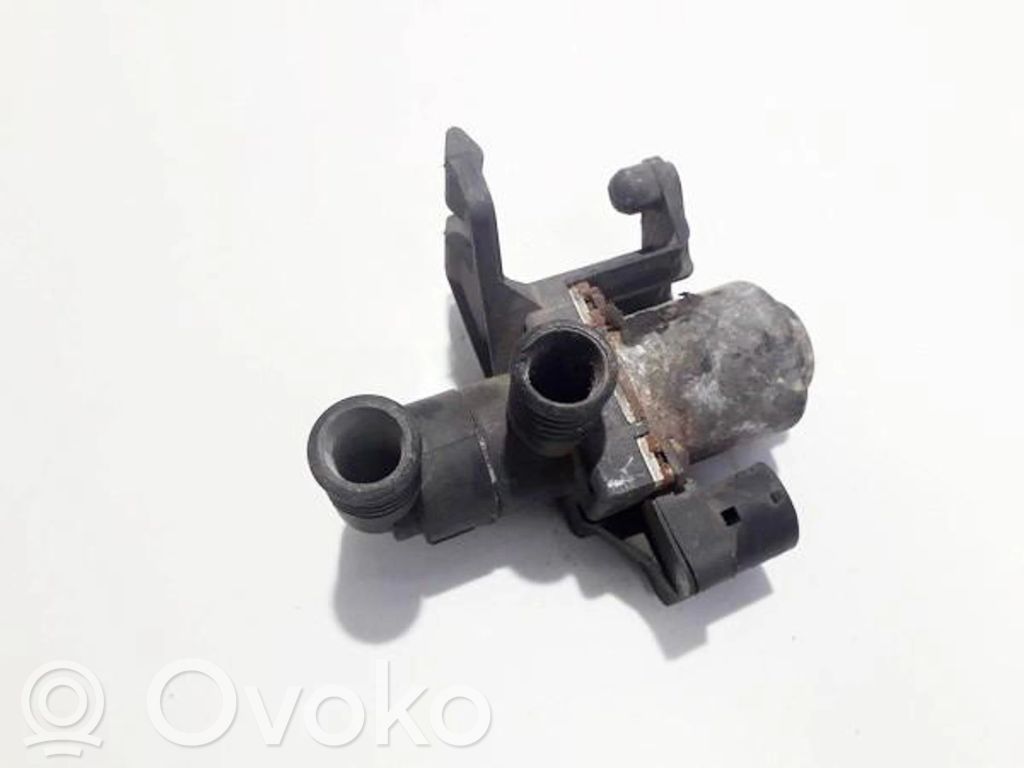 BMW 3 E36 Valvola di regolazione del liquido di raffreddamento e del riscaldatore 