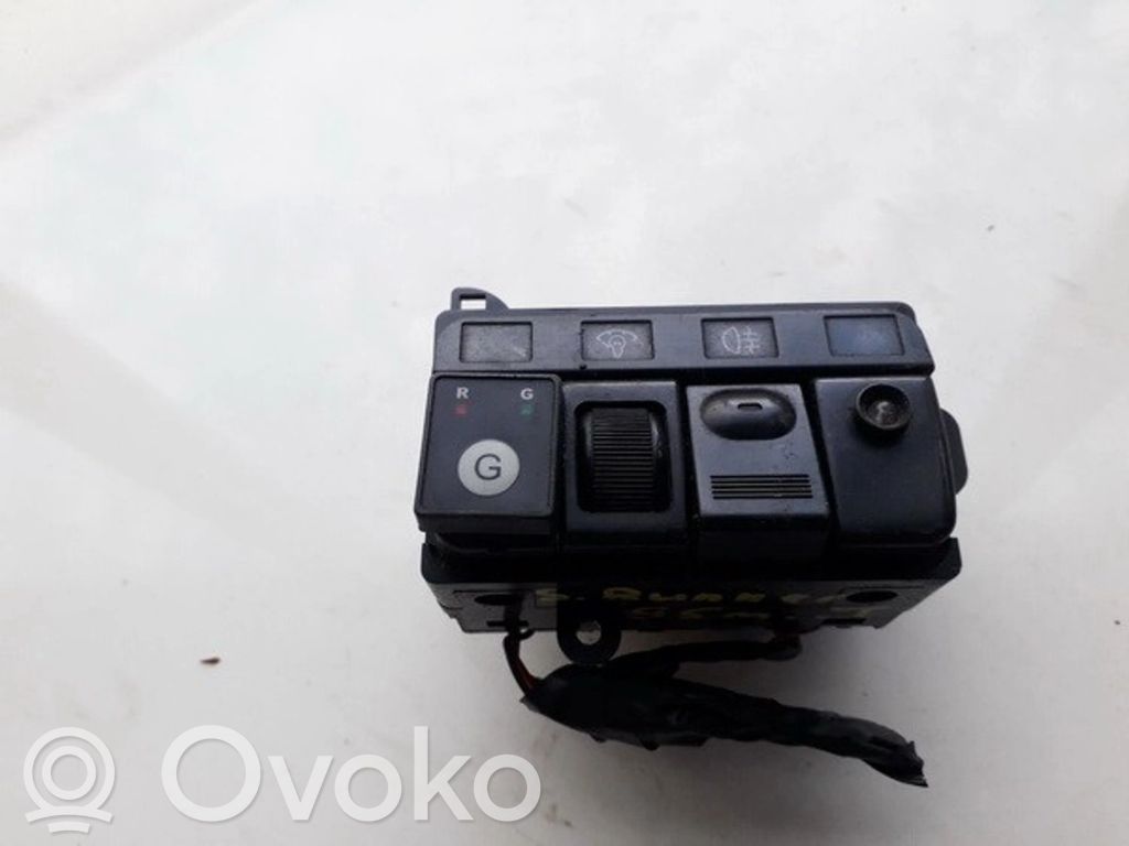 Mitsubishi Space Runner Interruptor de luz antiniebla 