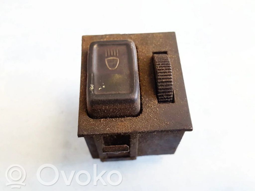 Volkswagen Jetta I Interruptor de luz 