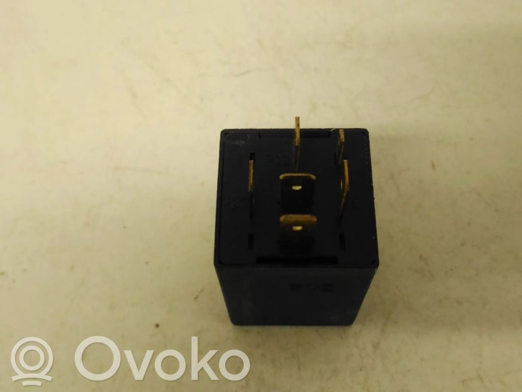 Opel Corsa B Alte relee 