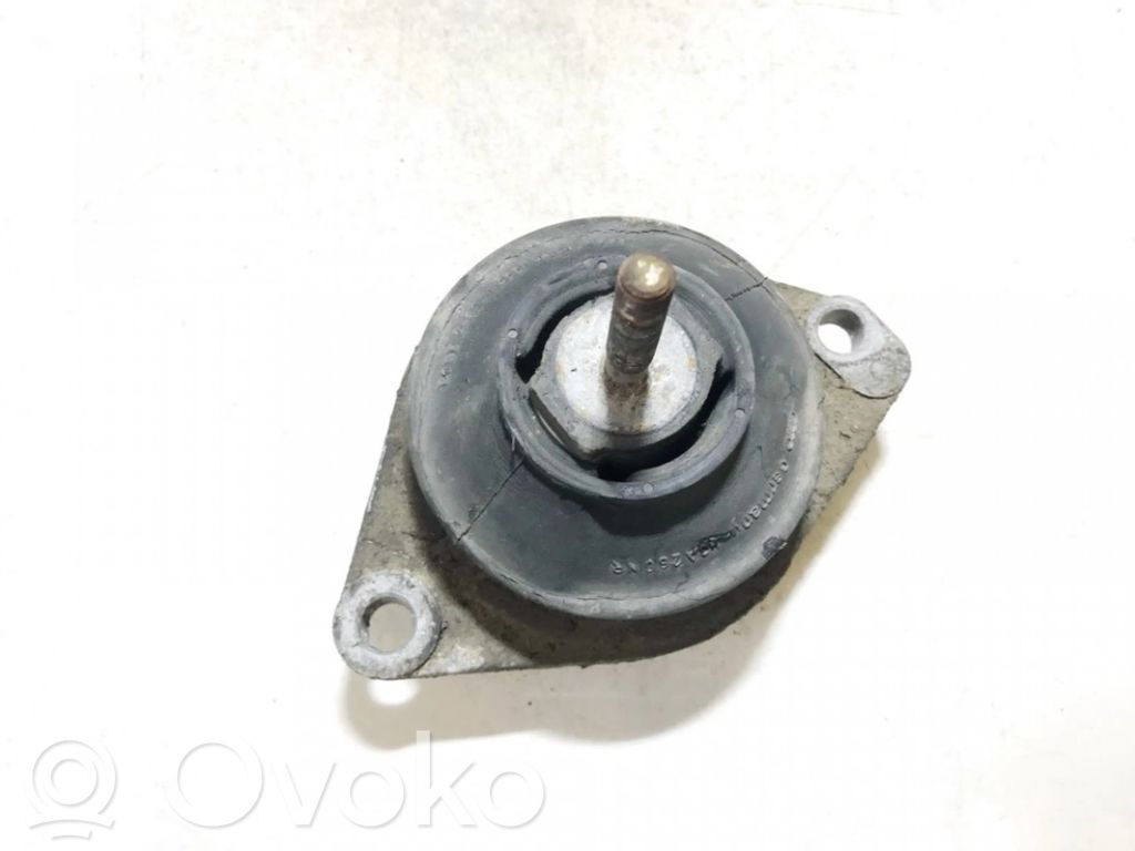 Volkswagen PASSAT B3 Supporto di montaggio del motore