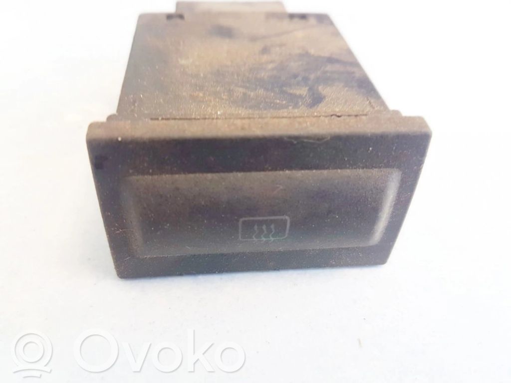 Skoda Octavia Mk1 (1U) Przycisk / Przełącznik ogrzewania szyby przedniej / czołowej 