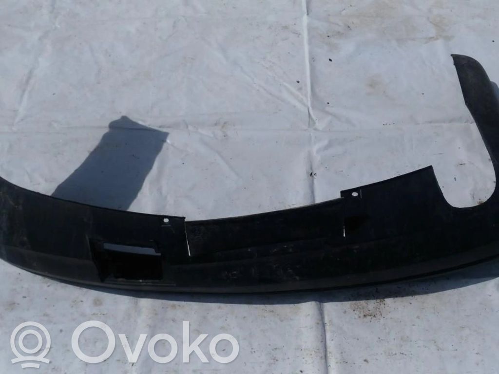 Opel Omega B1 Borde del parachoques delantero
