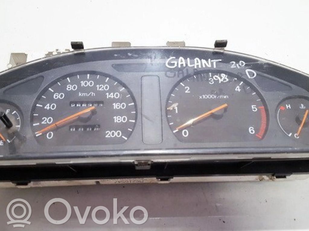 Mitsubishi Galant Geschwindigkeitsmesser Cockpit 