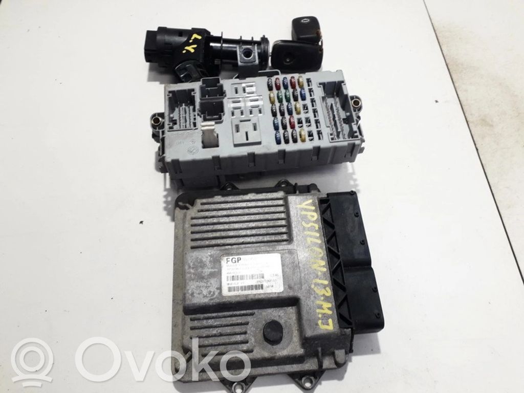 Lancia Ypsilon Kit centralina motore ECU e serratura