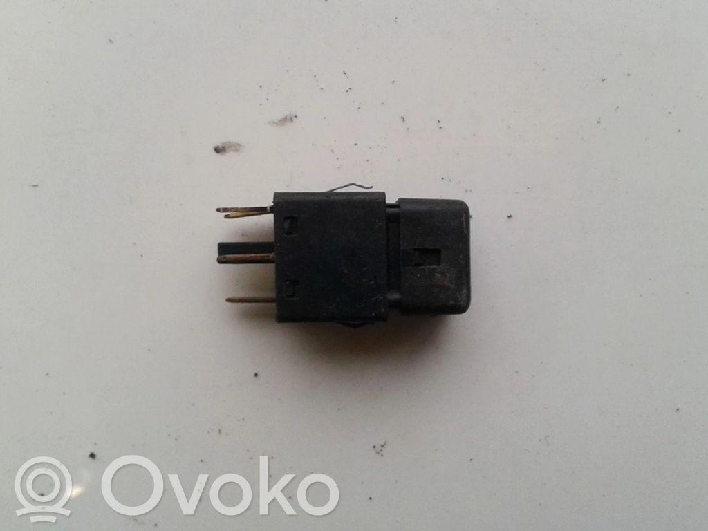 Włącznik świateł przeciwmgielnych   S5013556,90228201,90228201,S5013556