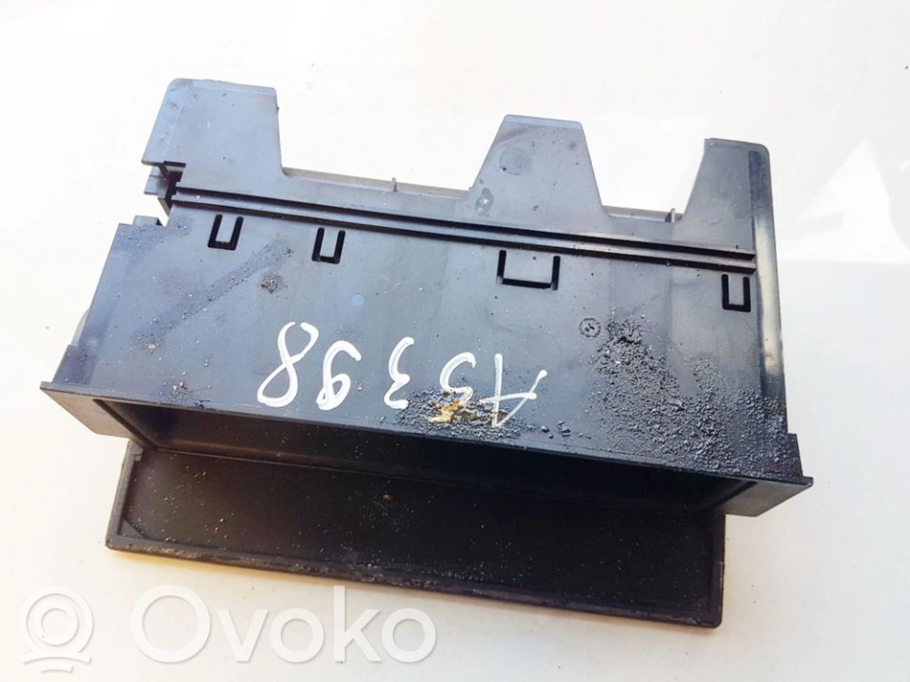 Handschuhfach   A2106830091,A2106830091