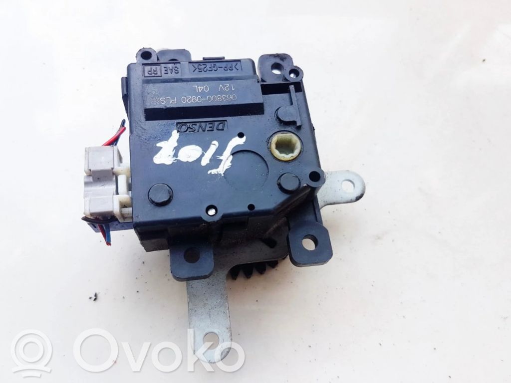 Toyota Avensis T270 Motorino attuatore aria 