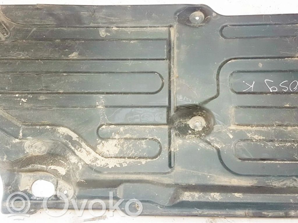 Mercedes-Benz E W211 Placa protectora/protector antisalpicaduras motor