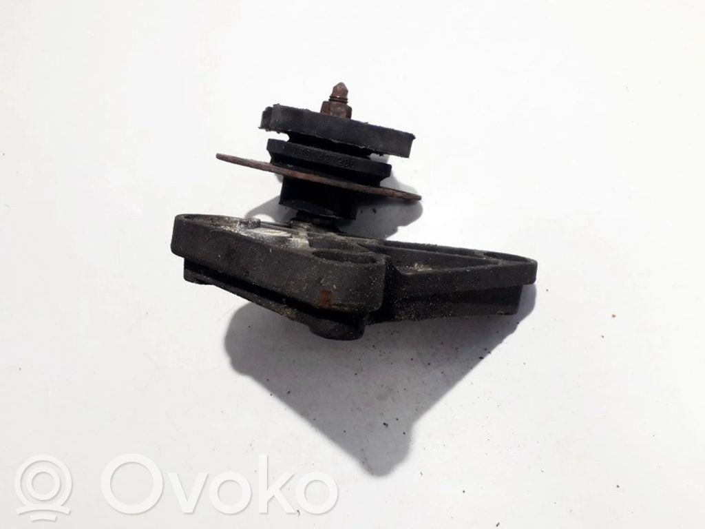 Renault Megane I Wspornik / Mocowanie silnika 