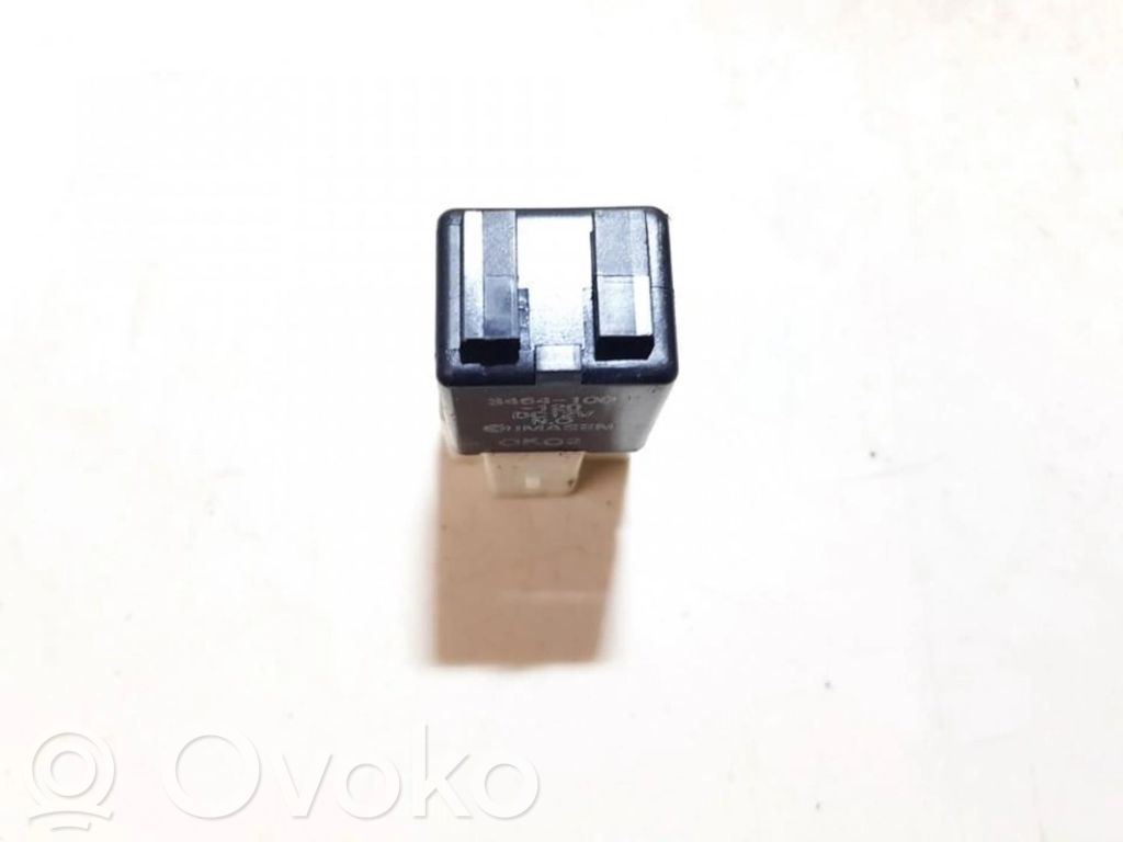 Mazda 323 F Otros relés 