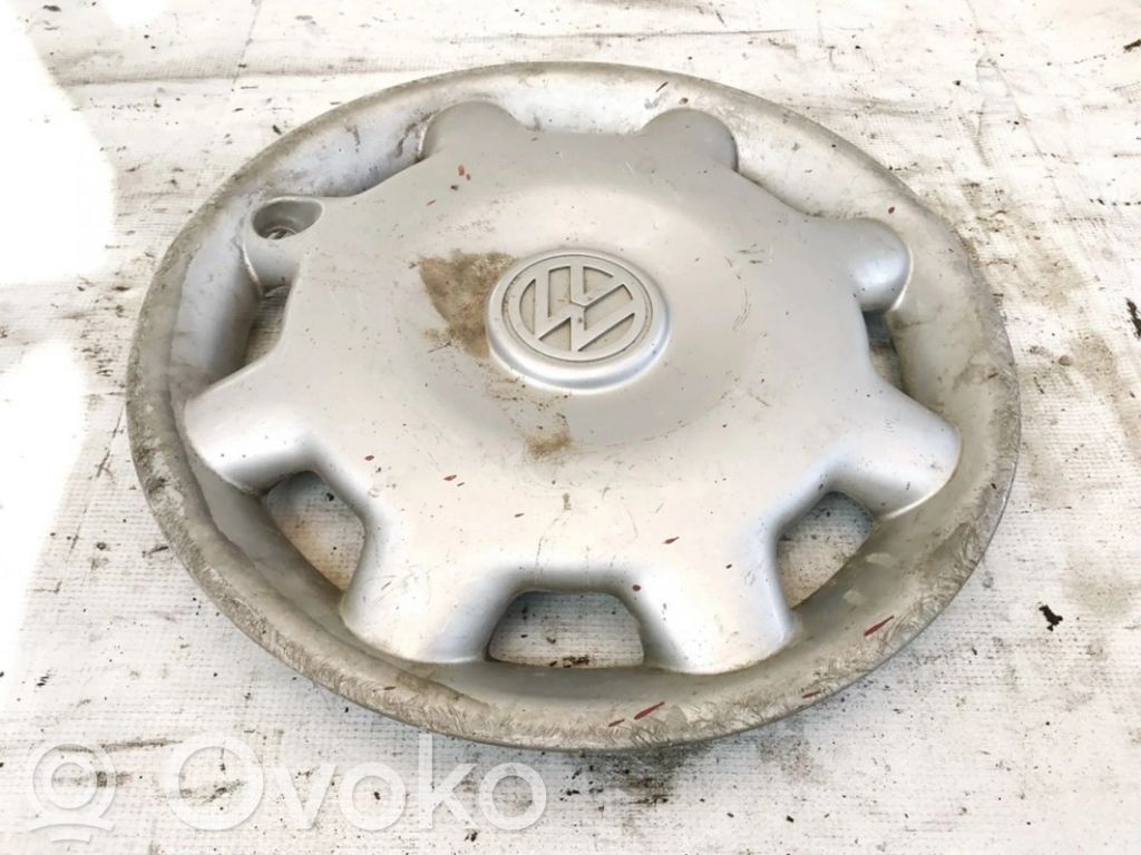 Volkswagen Jetta III Kołpaki nieoryginalne R14 