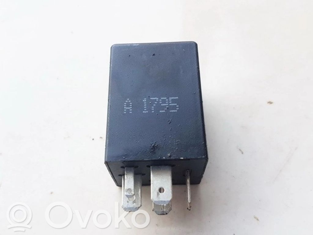 Audi A6 S6 C4 4A Alte relee 