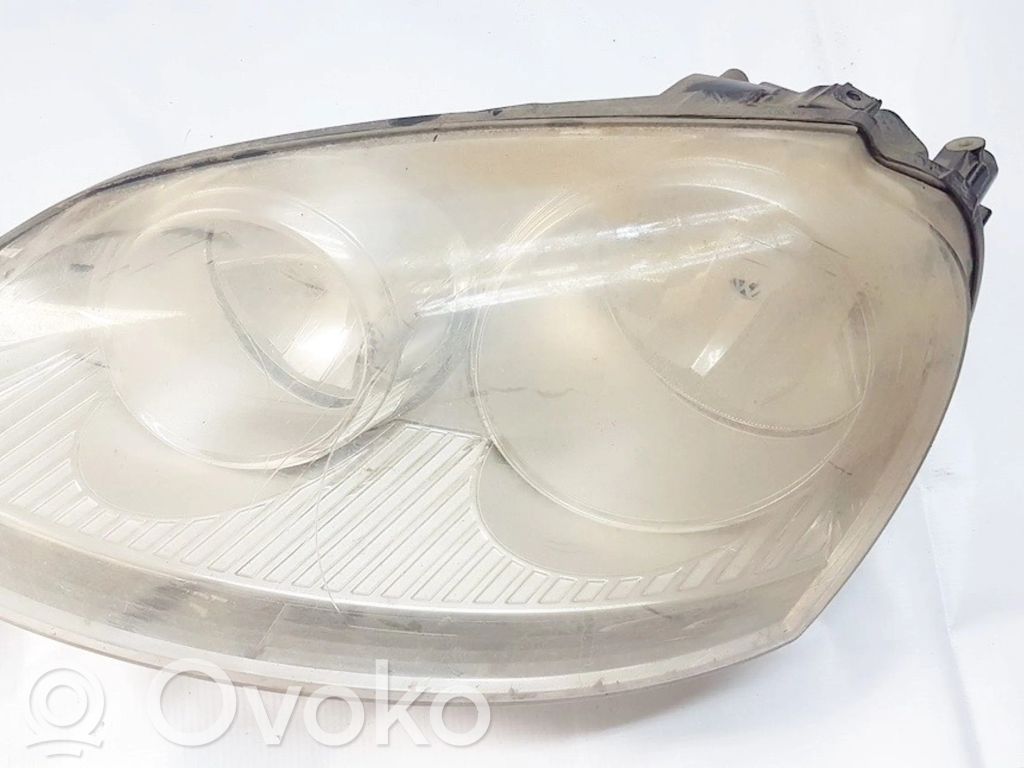 Volkswagen Golf V Faro/fanale