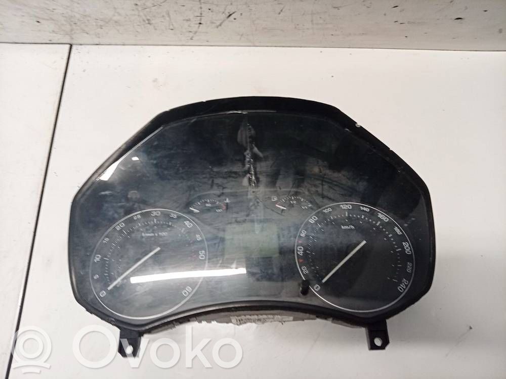 Skoda Octavia Mk2 (1Z) Compteur de vitesse tableau de bord