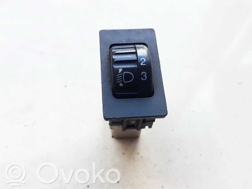 Toyota Carina T190 Comutator control nivel faruri 