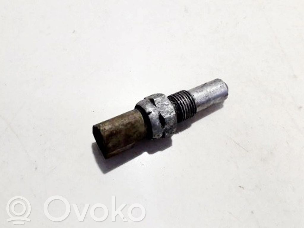 Ford Focus Peruutusvalon kytkinanturi 