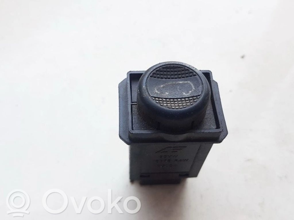 Schalter Umluft   7M0959561A,7M0959561A
