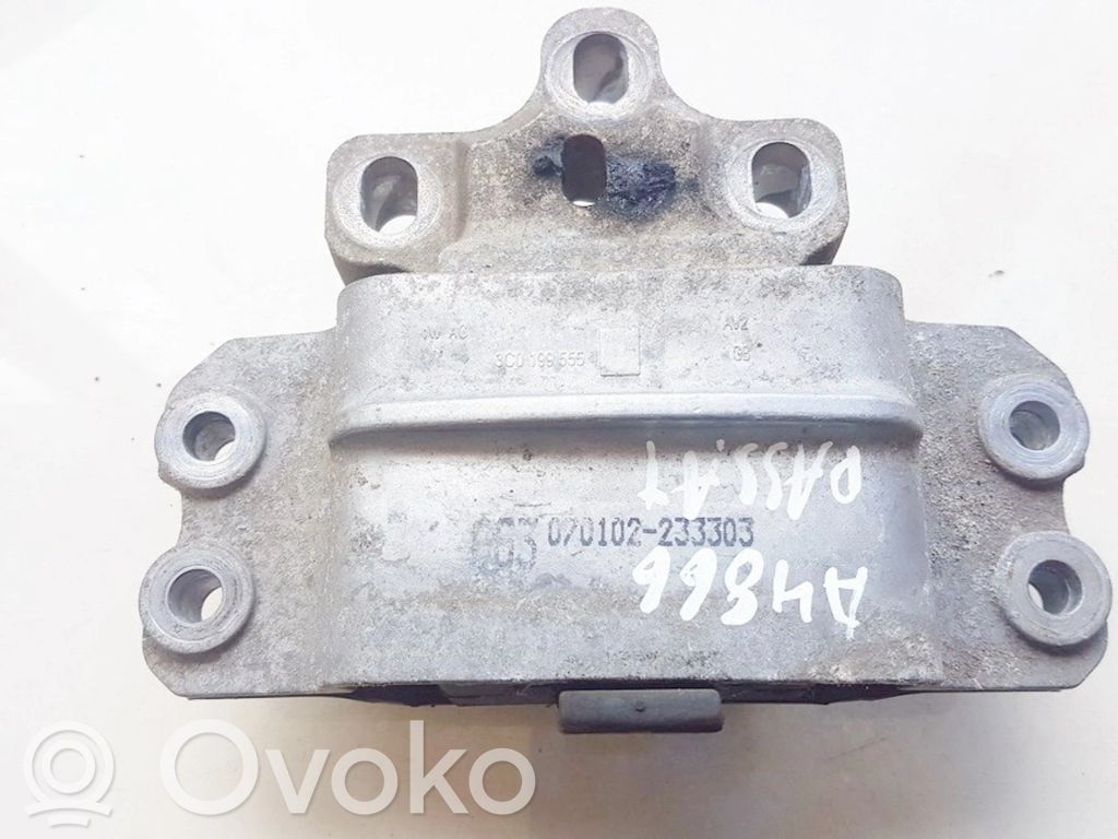 Volkswagen PASSAT B6 Suport tampon motor 