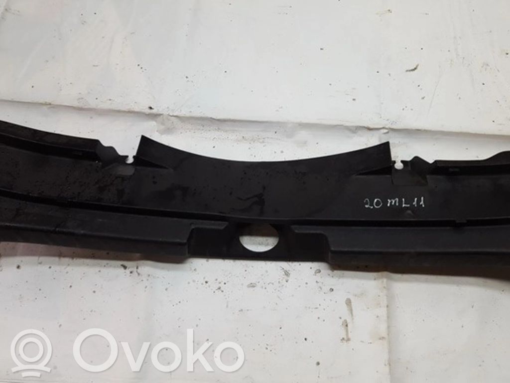 Mitsubishi Lancer X Otros elementos de revestimiento del maletero/compartimento de carga 