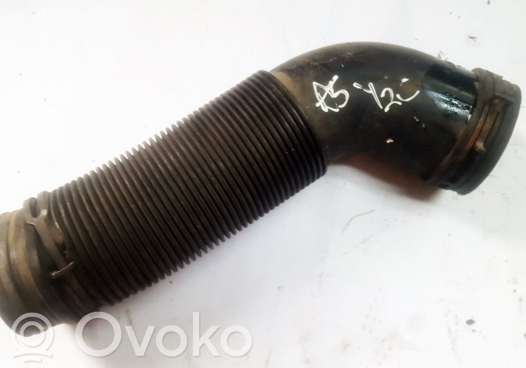 Volkswagen PASSAT B4 Conductă/furtun admisie aer 