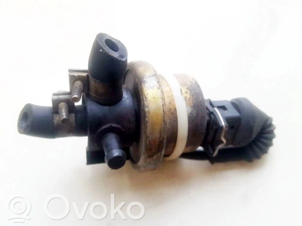 Audi 80 90 S2 B4 Soupape 