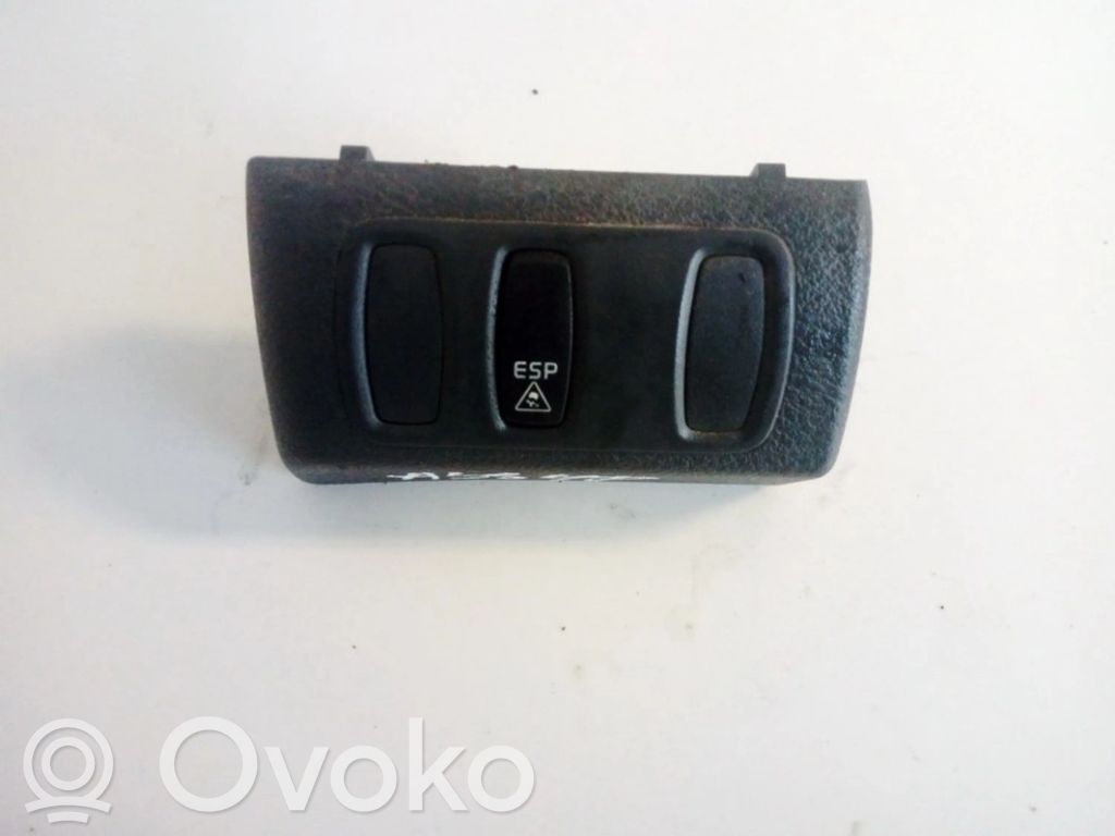 Bouton interrupteur programme de stabilité ESP   8200025895,8200025895