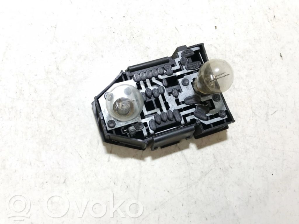 Volkswagen PASSAT B3 Portalampada fanale posteriore