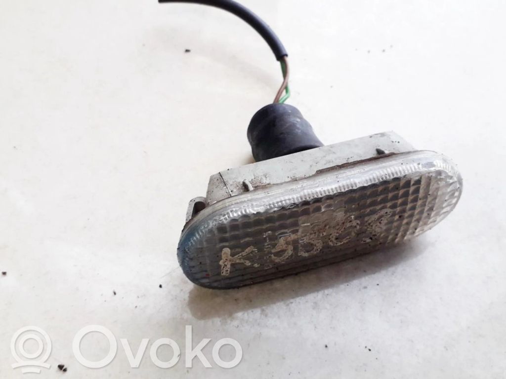 Volkswagen PASSAT B5 Semnalizator bară față
