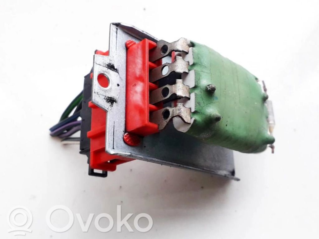 Volkswagen PASSAT B5 Motor aerotermă/rezistor ventilator 